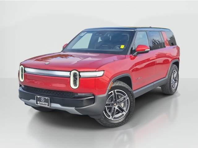 2025 Rivian R1S Adventure