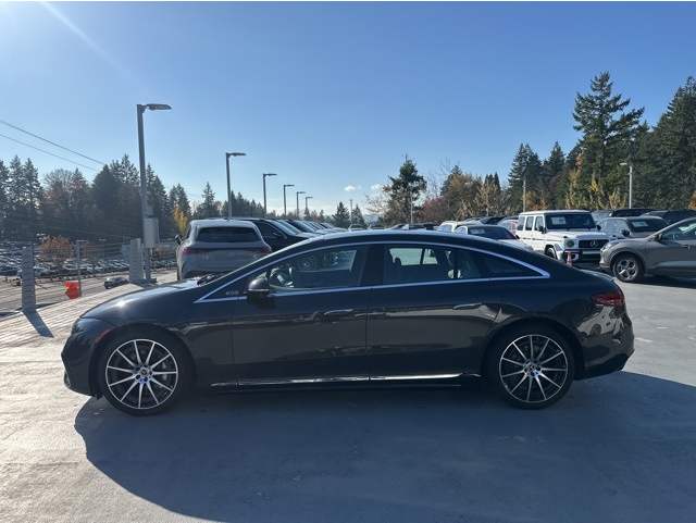 2022 Mercedes-Benz EQS Base