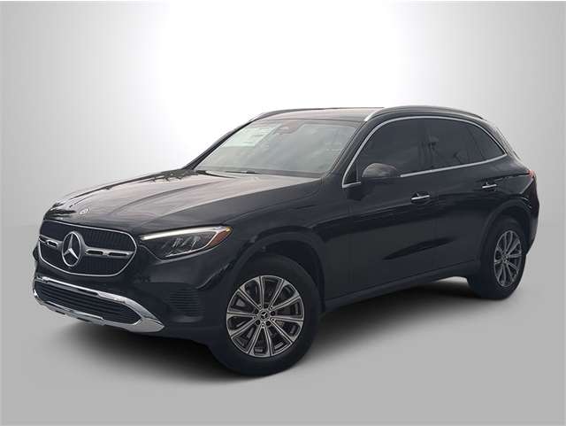 2025 Mercedes-Benz GLC Base's photo