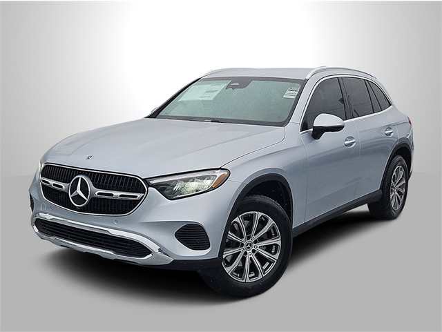 2025 Mercedes-Benz GLC Base's photo