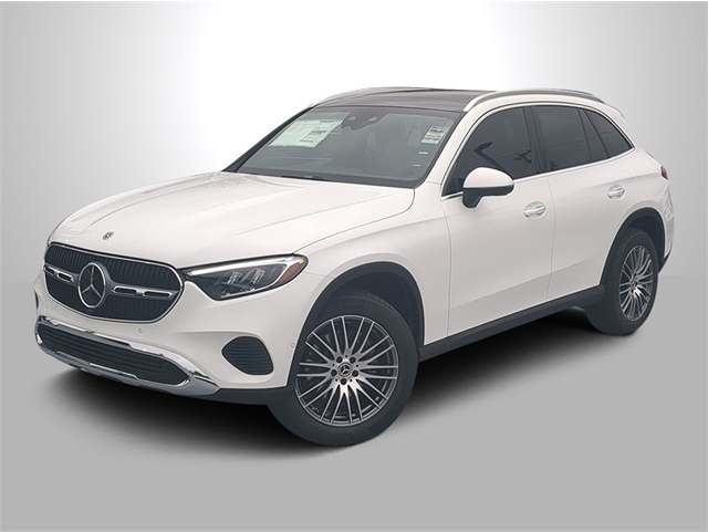 2025 Mercedes-Benz GLC Base's photo