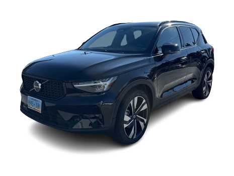 Thumbnail: 2025 Volvo XC40 - 1