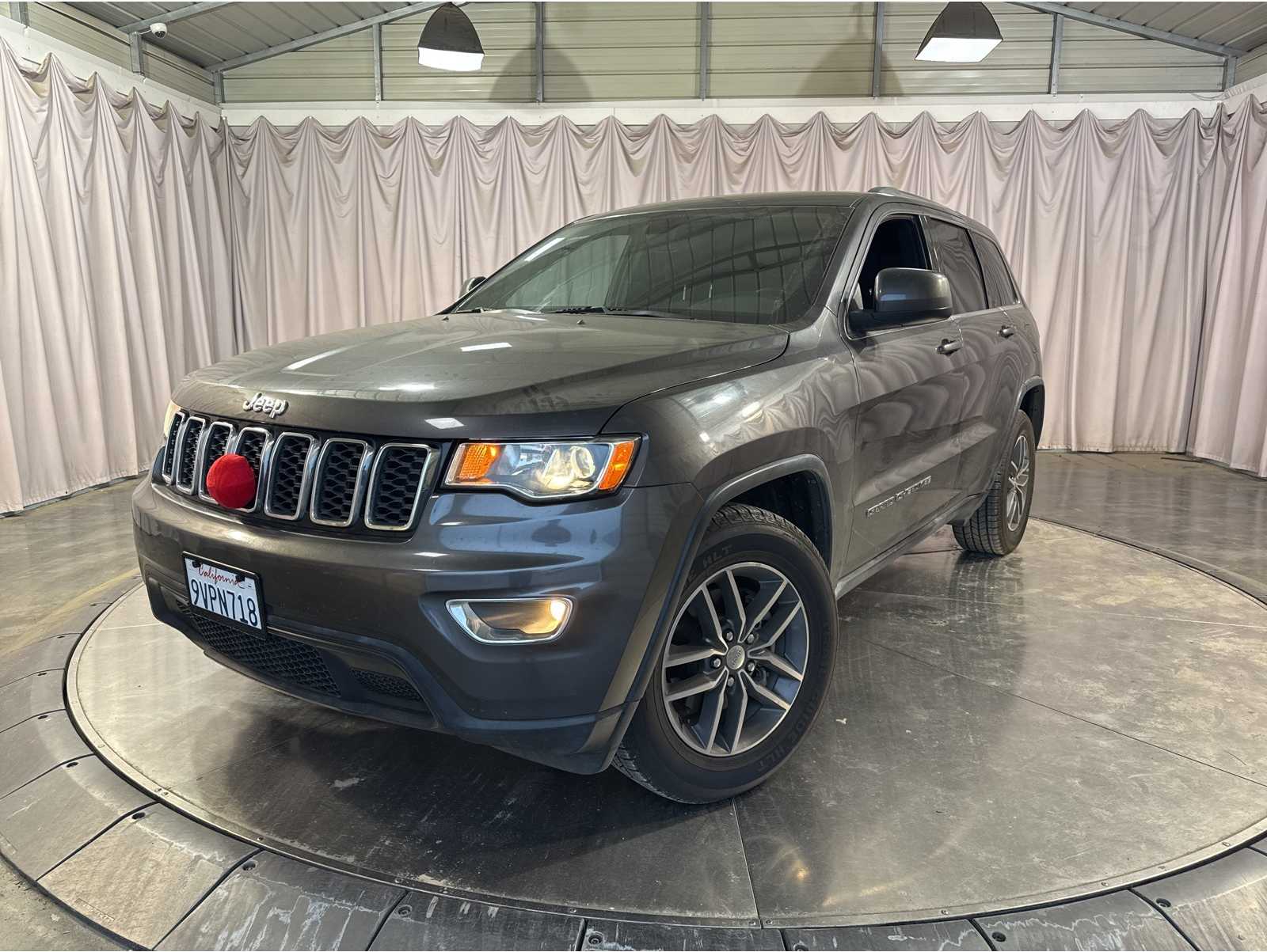 2018 Jeep Grand Cherokee Laredo E's photo