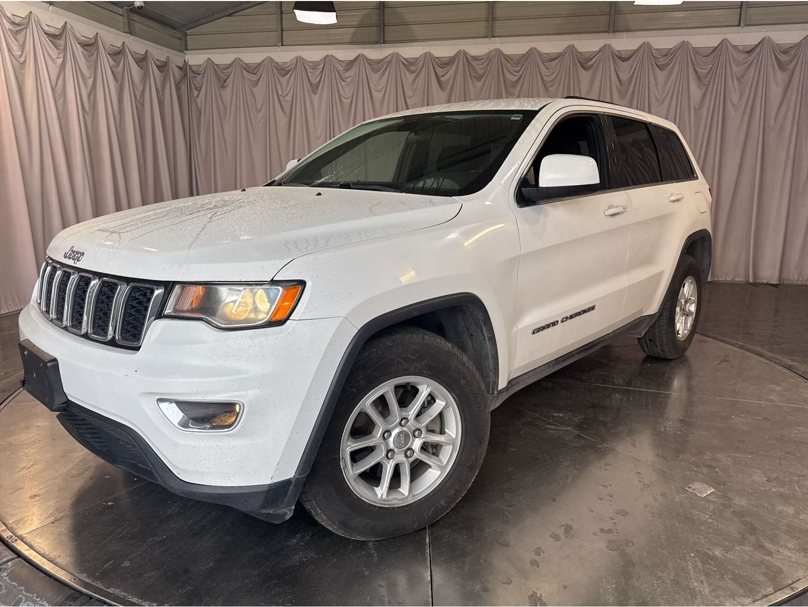 2020 Jeep Grand Cherokee Laredo