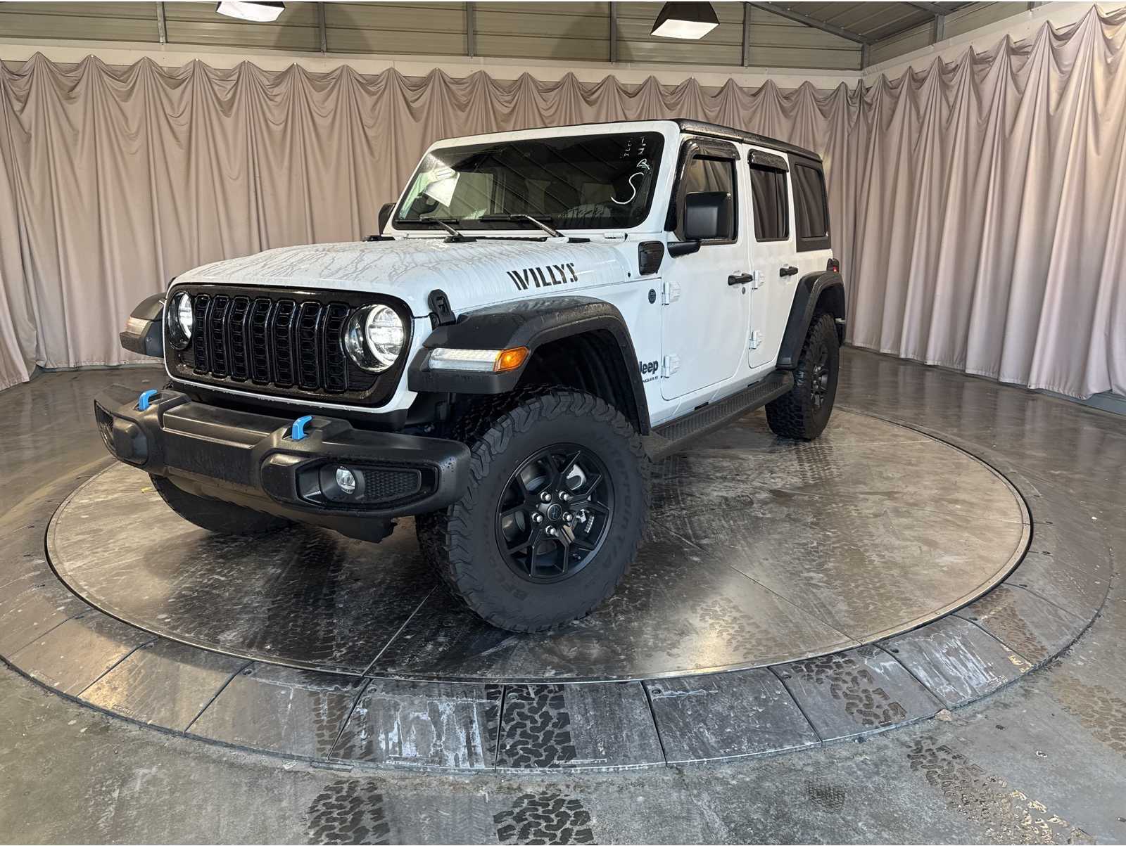 2024 Jeep Wrangler 4xe Willys 4XE's photo
