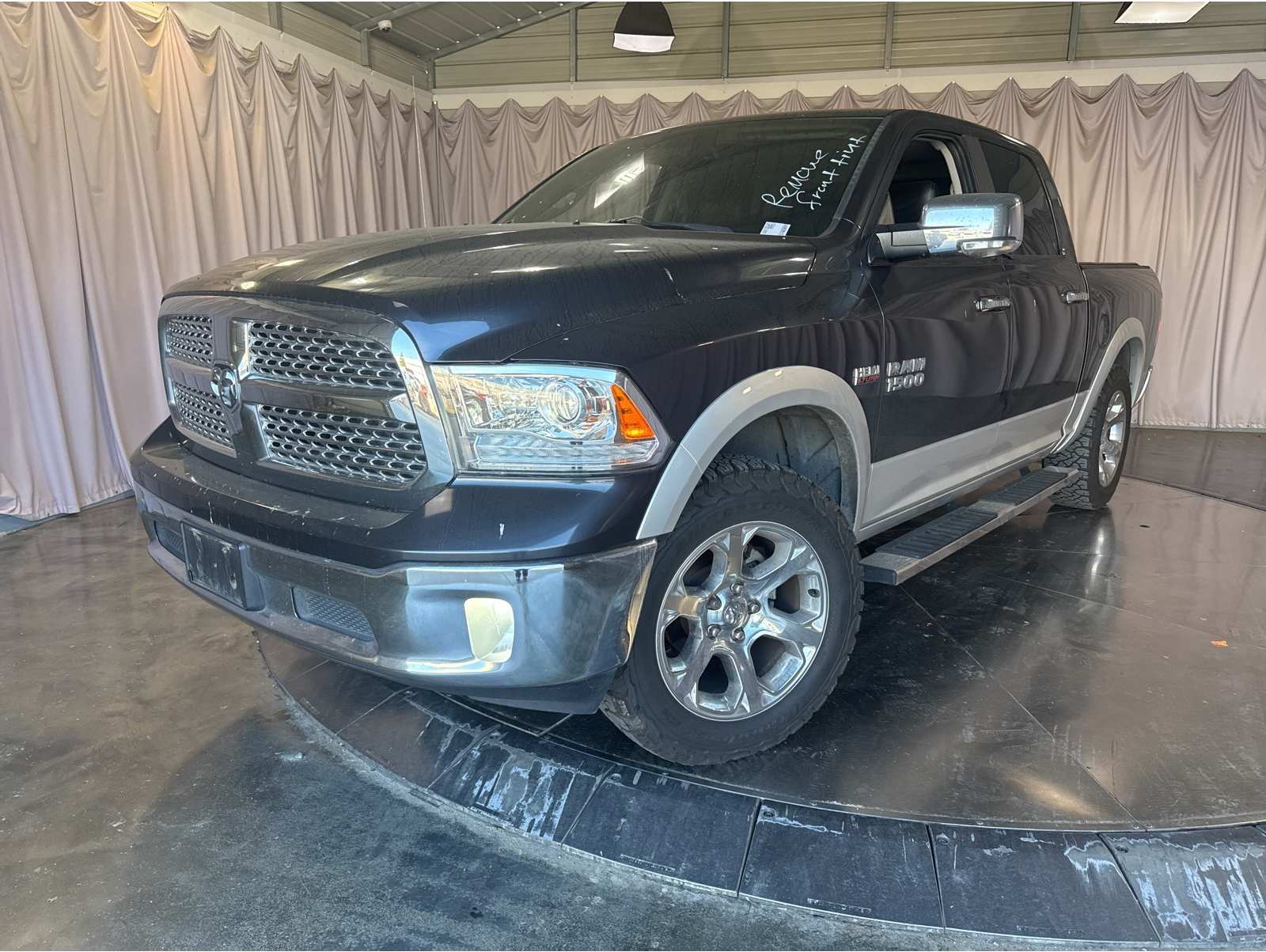 2014 RAM Ram 1500 Pickup Laramie