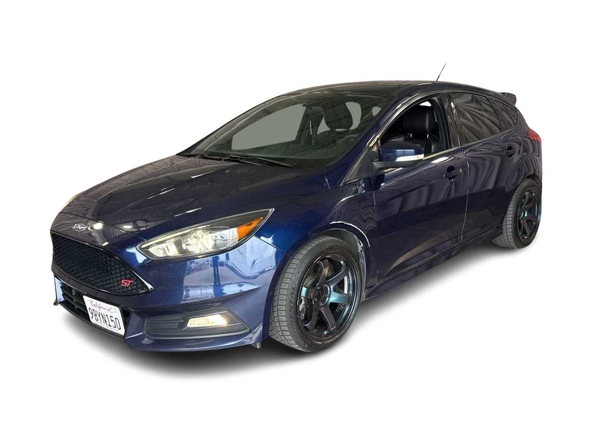 Thumbnail: 2017 Ford Focus - 1
