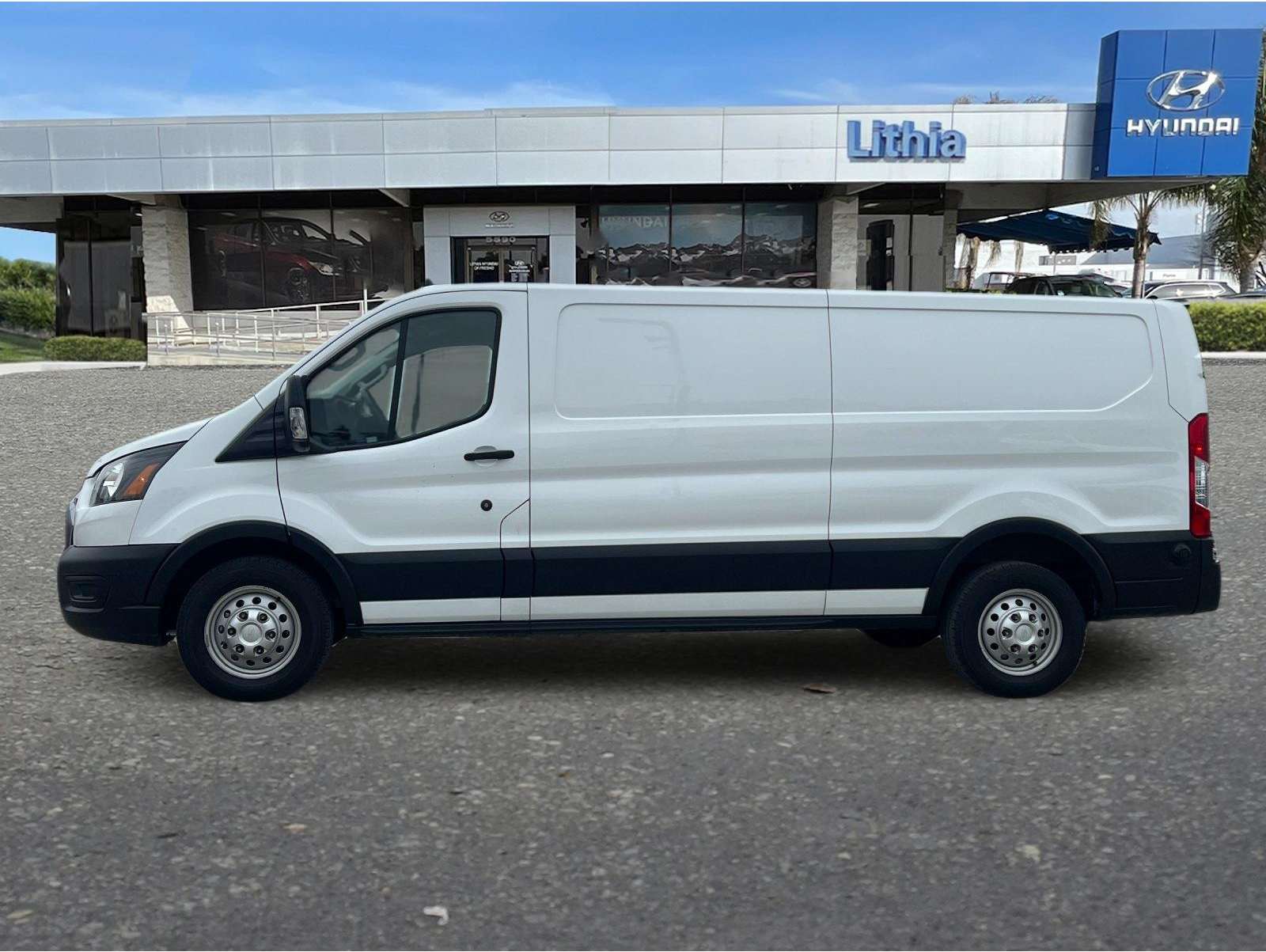 2020 Ford Transit Van Base's photo