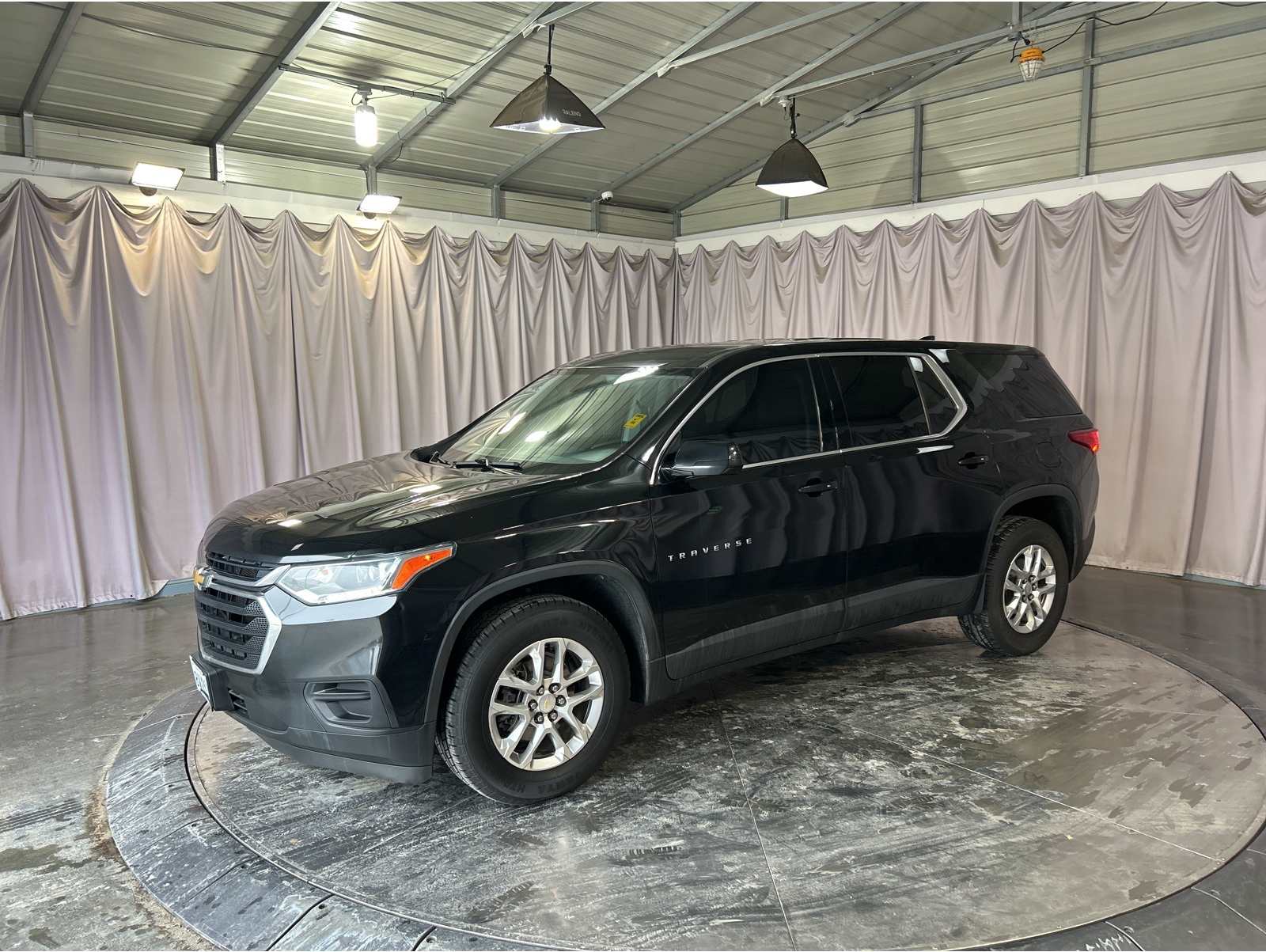 2021 Chevrolet Traverse LS's photo