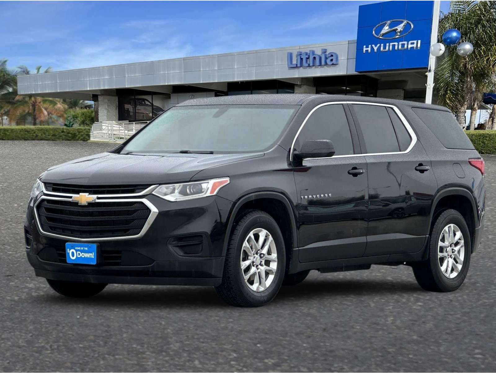 2021 Chevrolet Traverse LS's photo