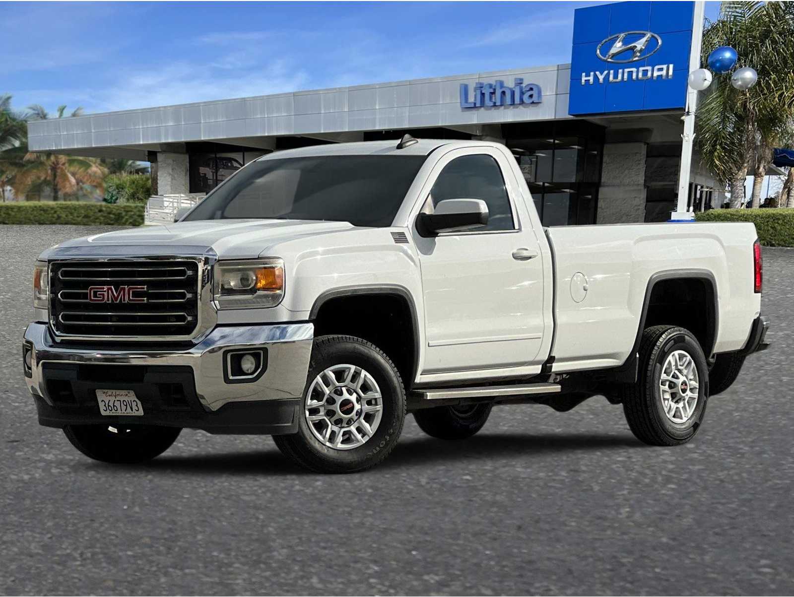 2016 GMC Sierra 2500HD SLE's photo
