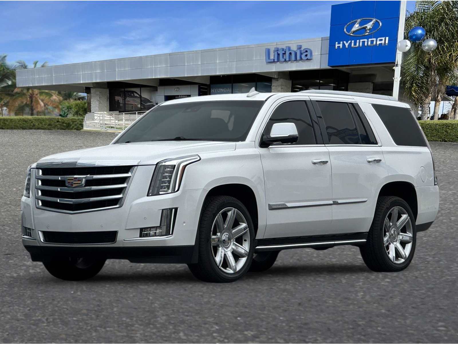 2020 Cadillac Escalade Luxury's photo