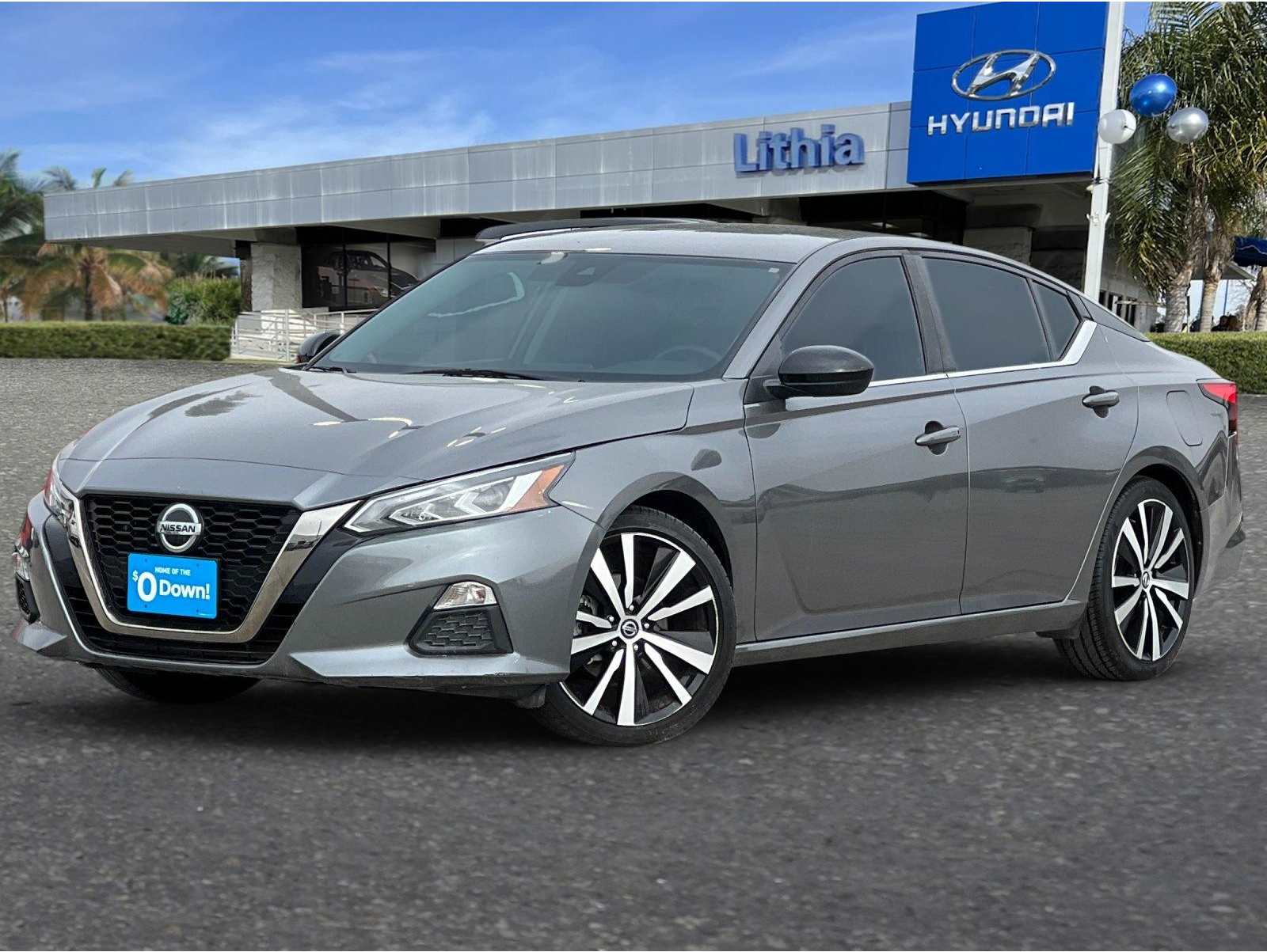 2022 Nissan Altima SR