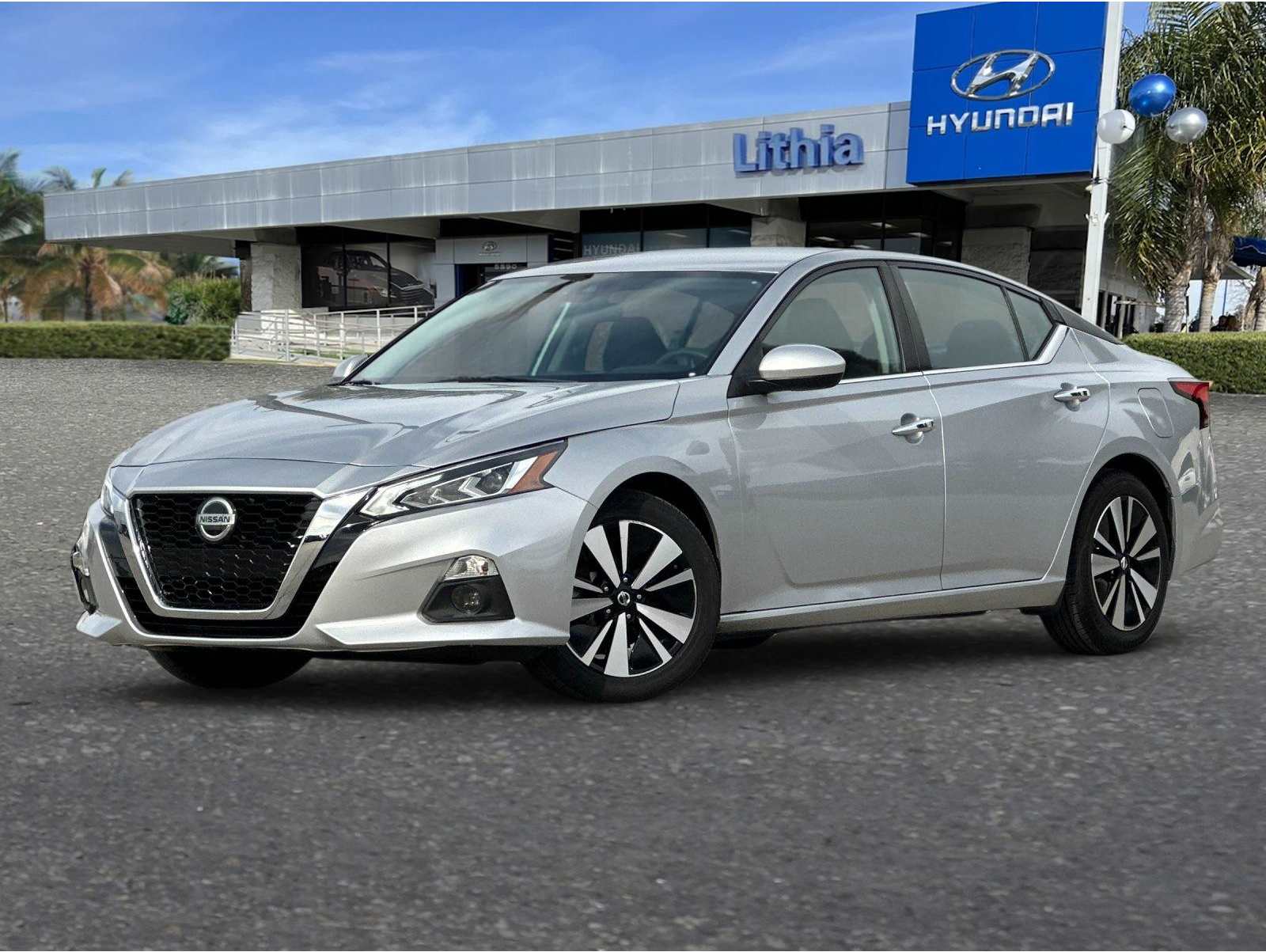2022 Nissan Altima SV