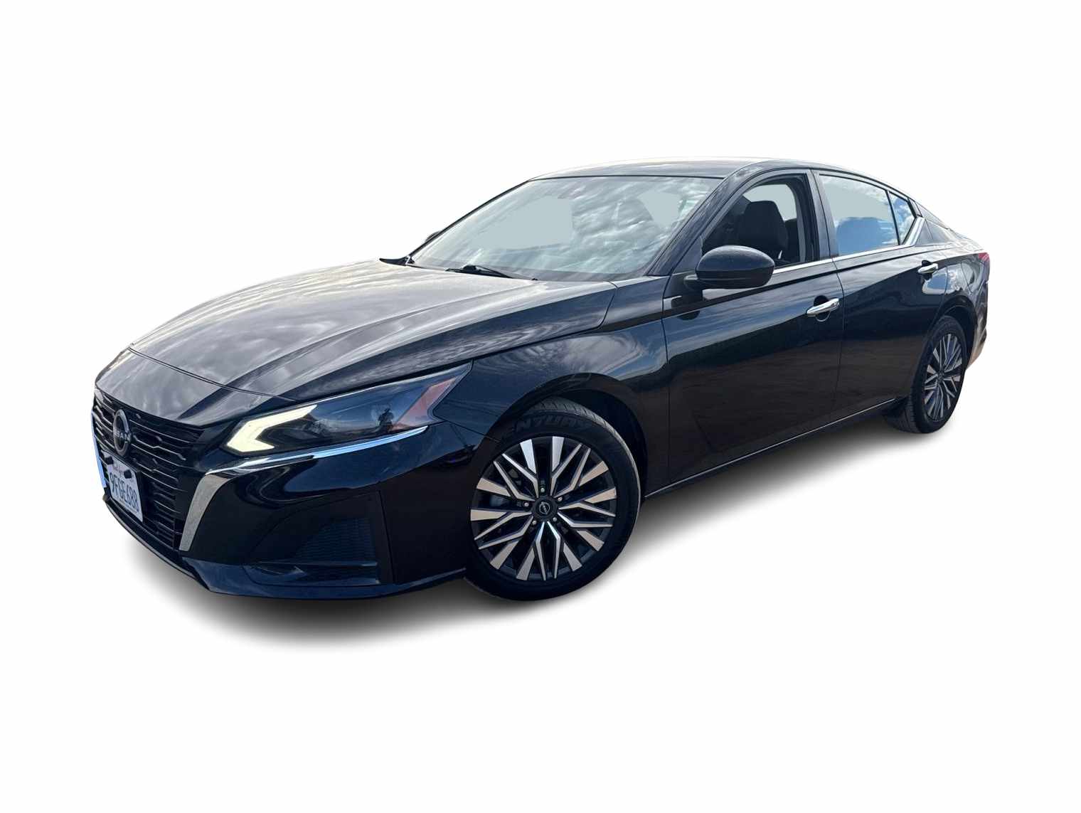 Thumbnail: 2023 Nissan Altima - 1