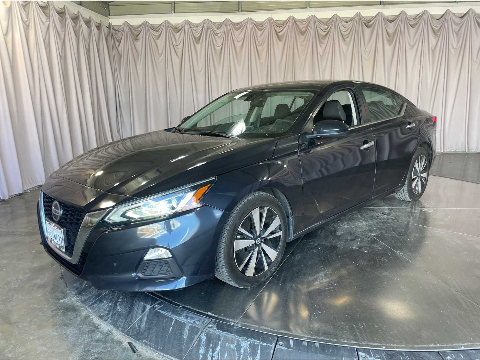 2022 Nissan Altima SV