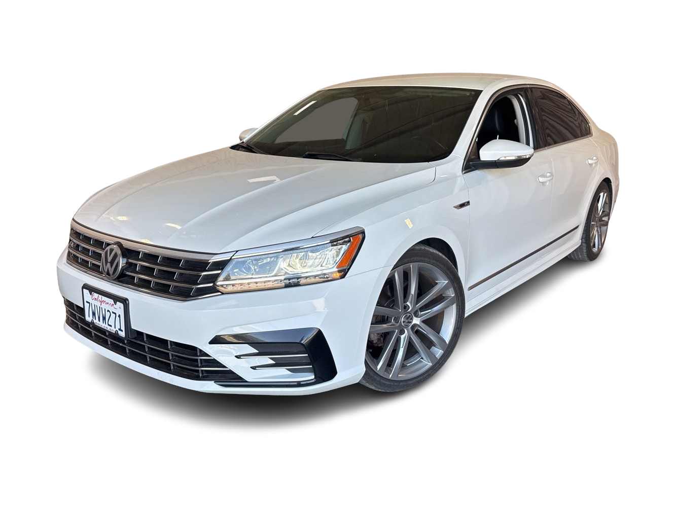 2017 Volkswagen Passat R-Line -
                  Fresno, CA
