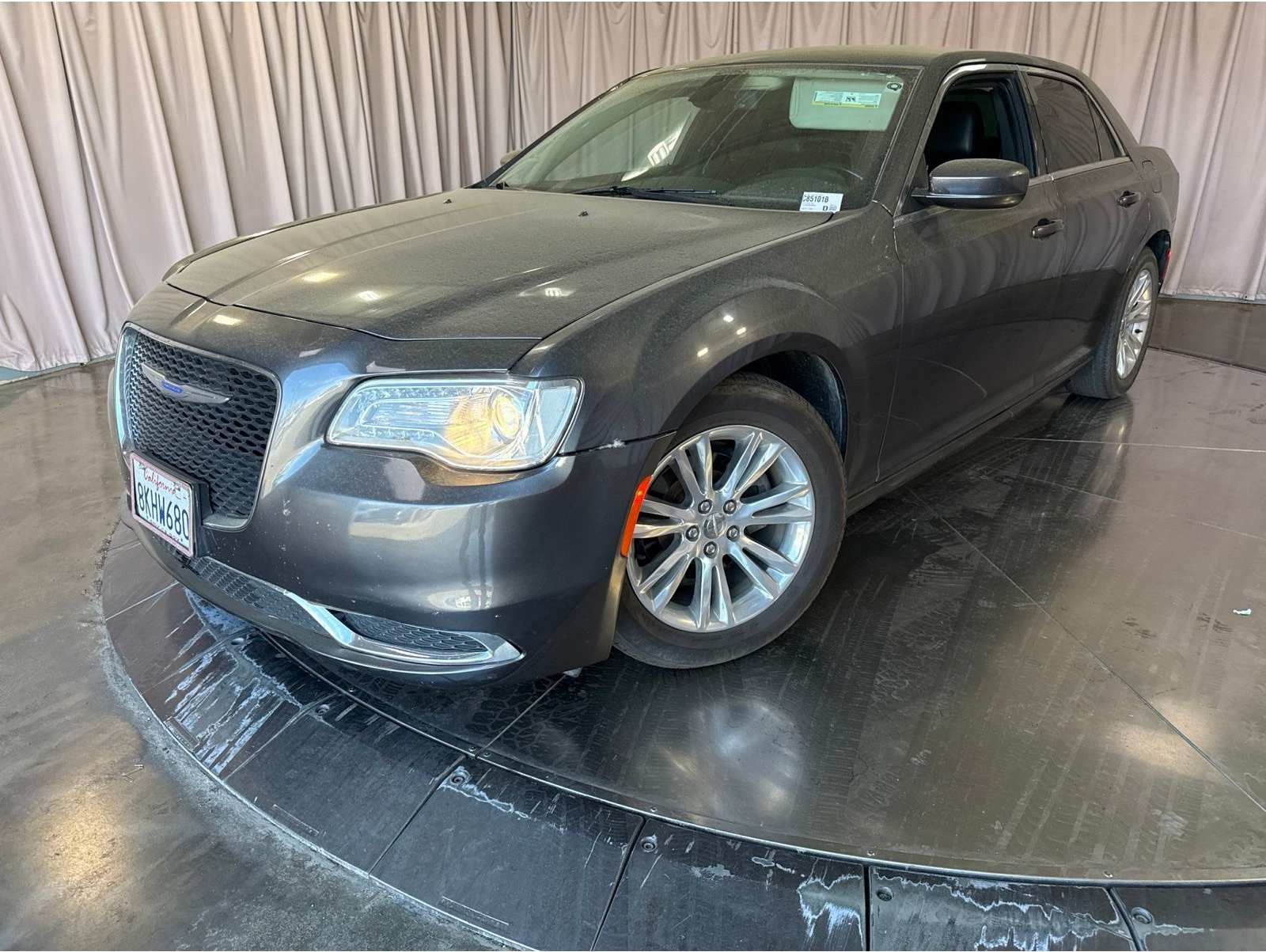 2019 Chrysler 300 Touring