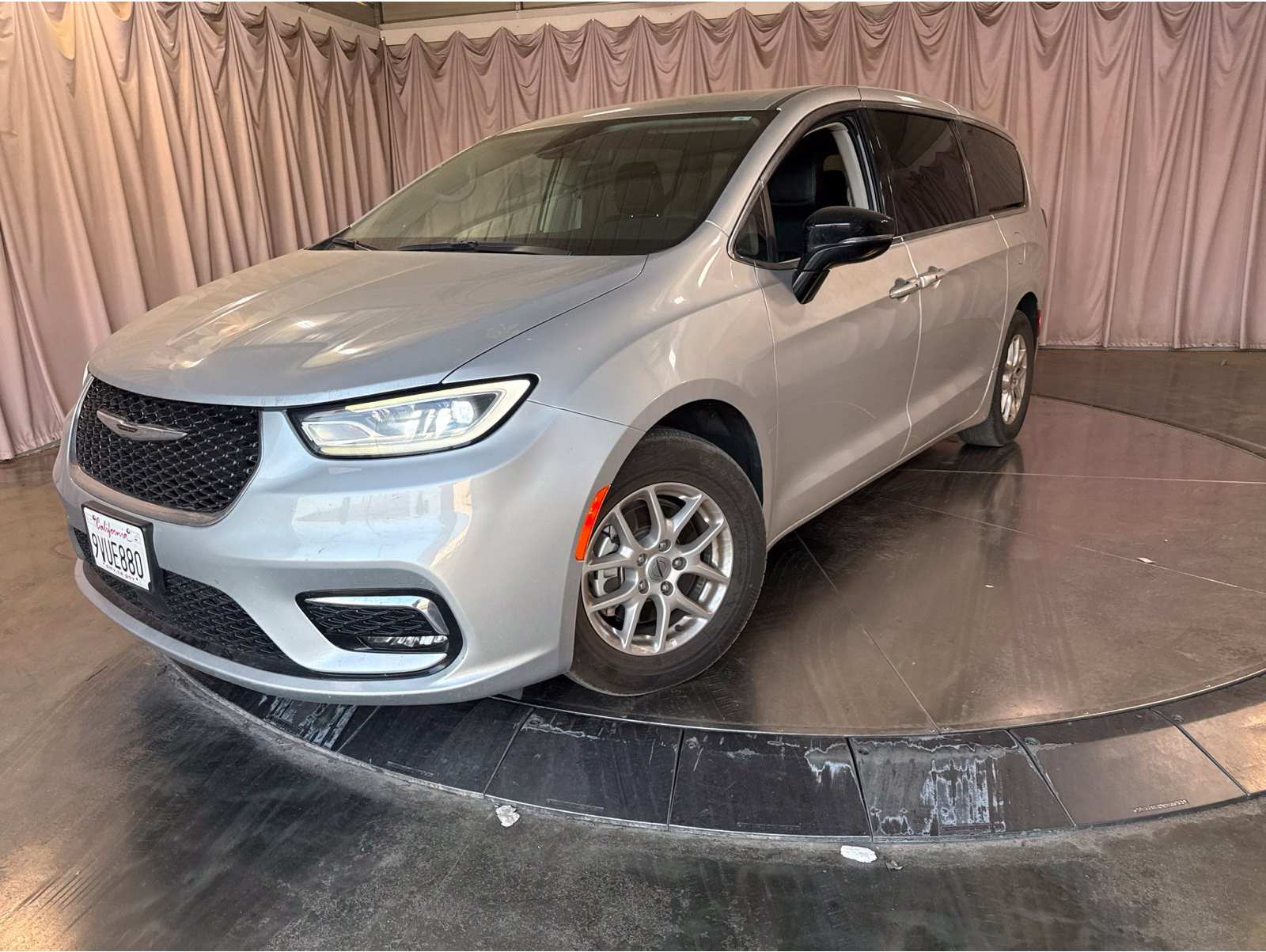 2024 Chrysler Pacifica