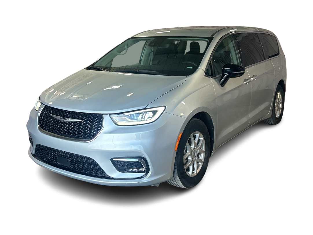 Thumbnail: 2024 Chrysler Pacifica - 1