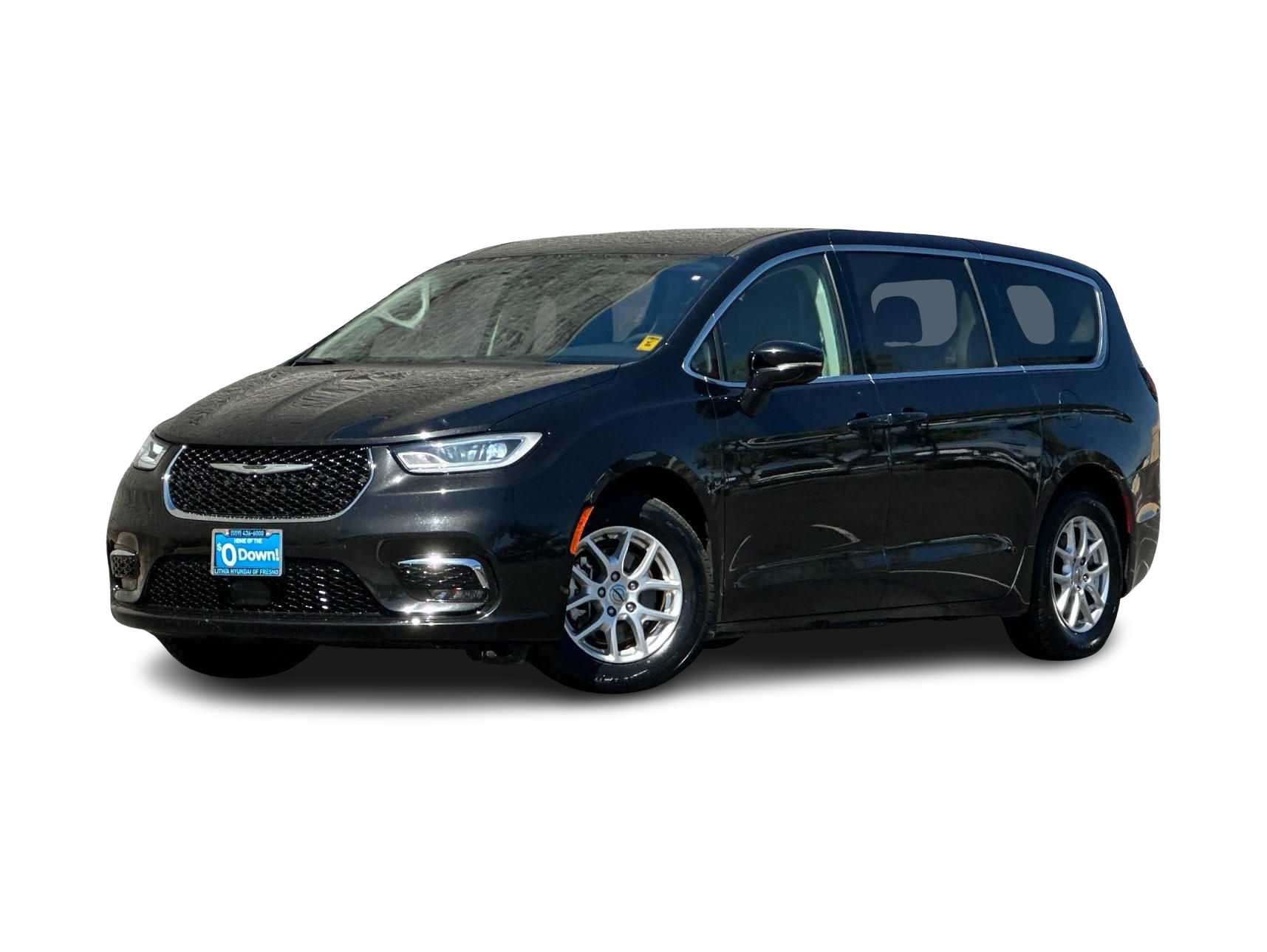 Thumbnail: 2024 Chrysler Pacifica - 1