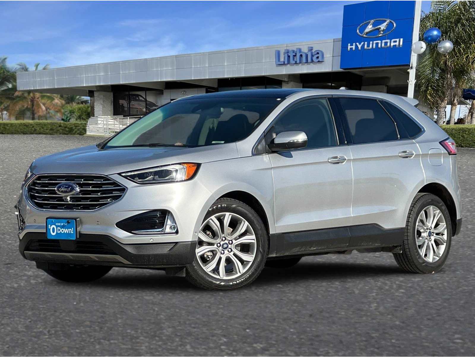 2019 Ford Edge Titanium's photo