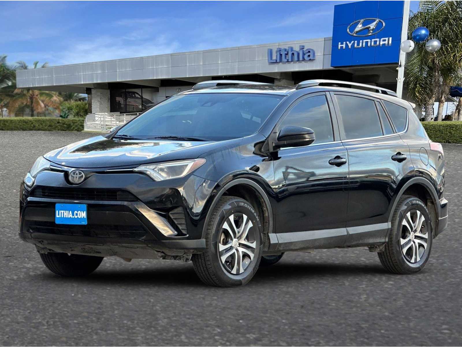 2018 Toyota RAV4 LE