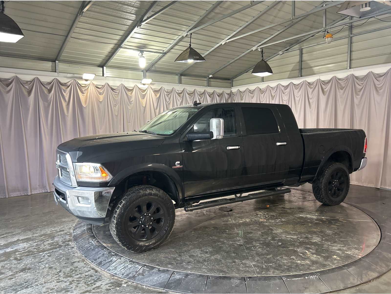 2016 RAM Ram 2500 Pickup Laramie's photo