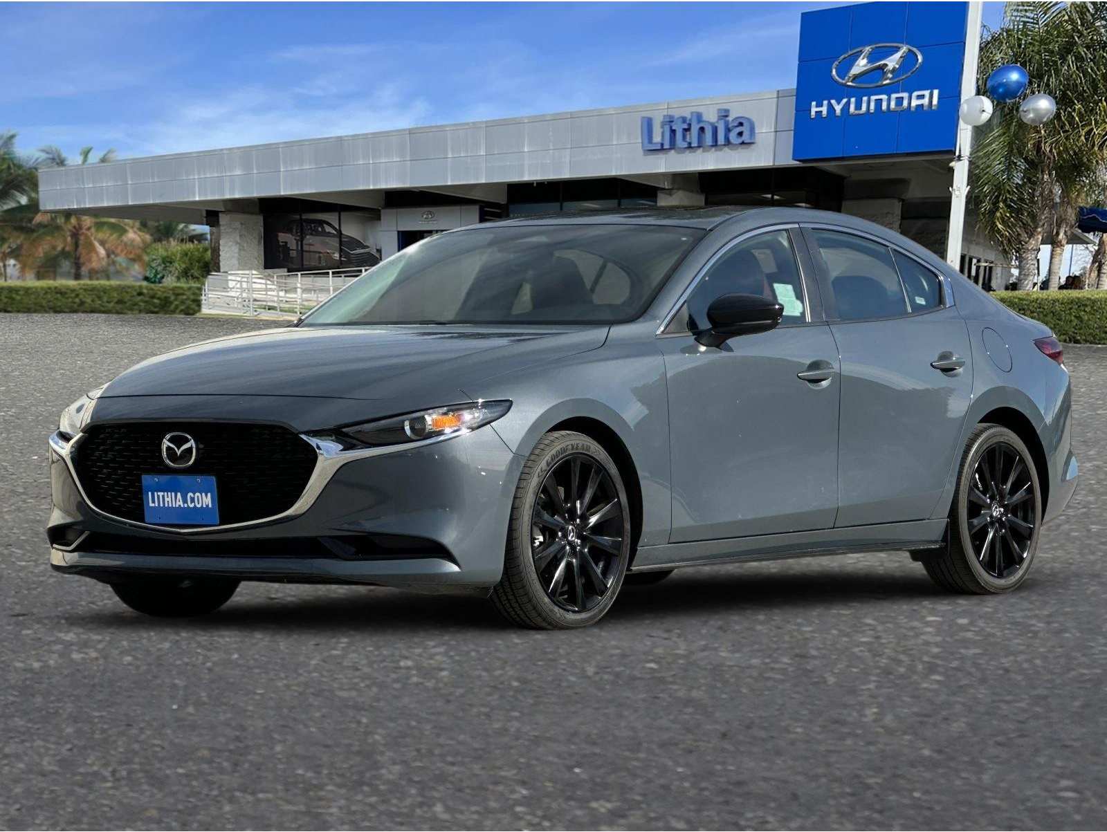 2024 Mazda Mazda3 Carbon Edition's photo