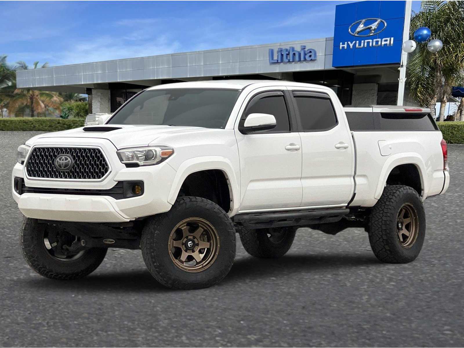 2018 Toyota Tacoma TRD Sport's photo