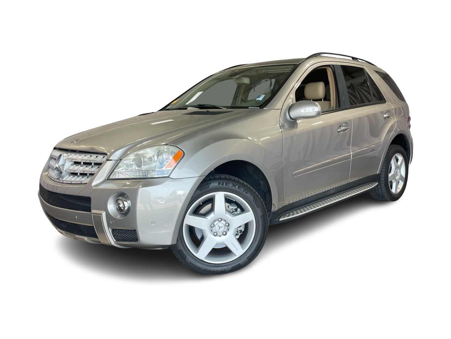 2008 Mercedes-Benz M-Class ML 550 -
                Fresno, CA