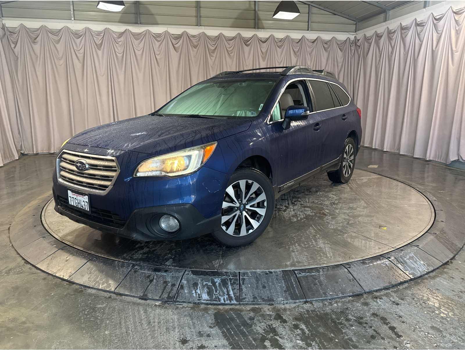 2016 Subaru Outback Limited's photo