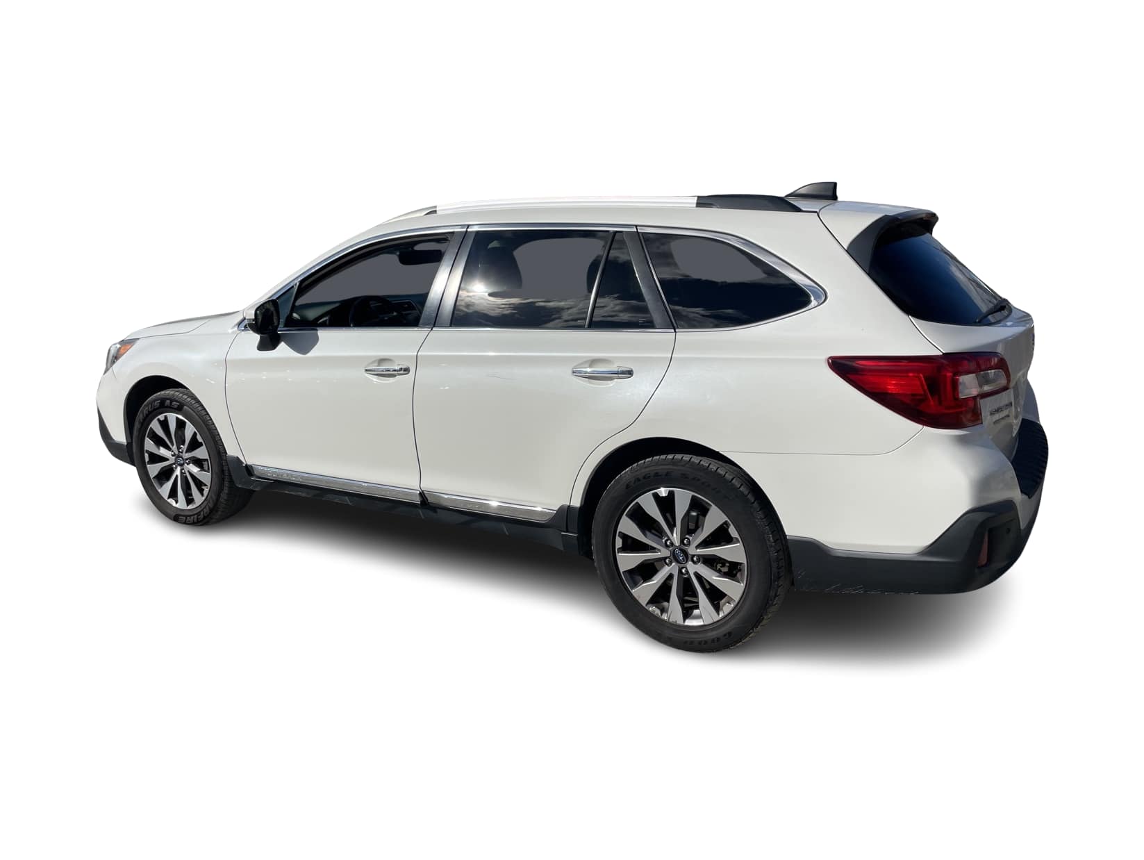 2018 Subaru Outback 3.6R Touring -
                Fresno, CA