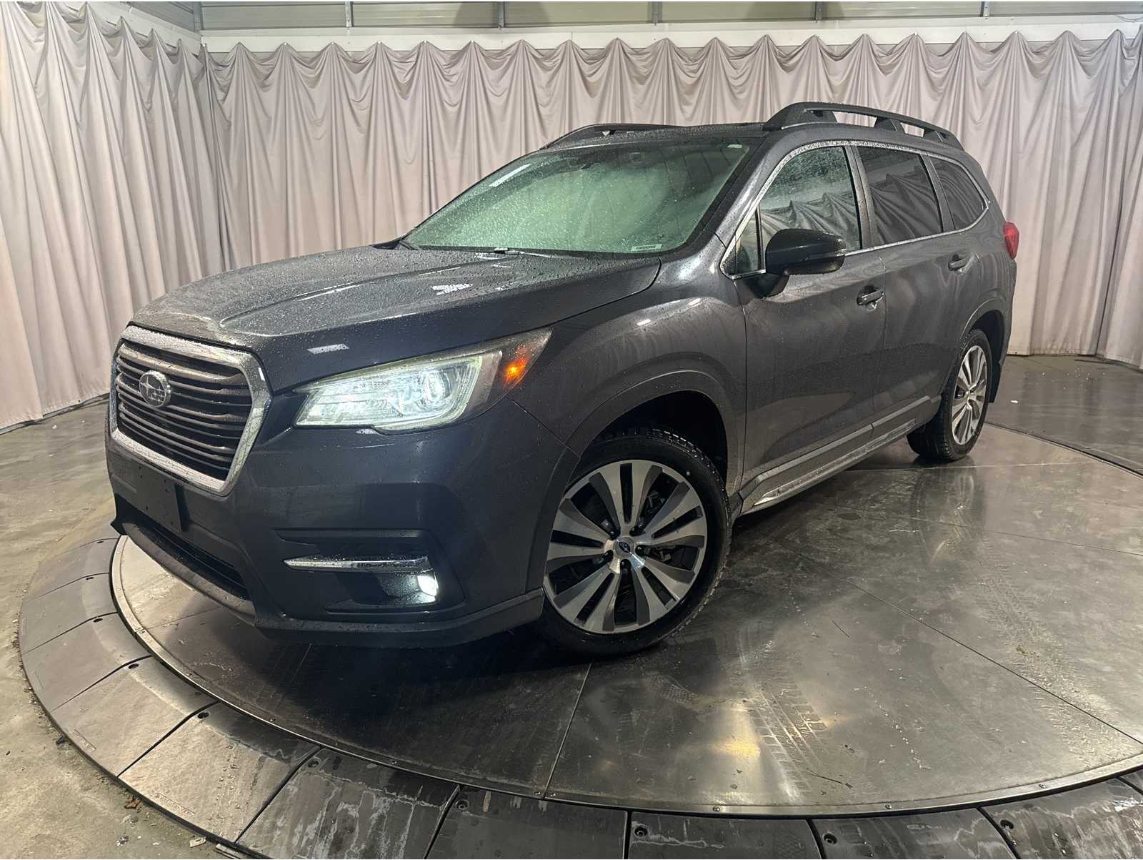 2020 Subaru Ascent Limited's photo