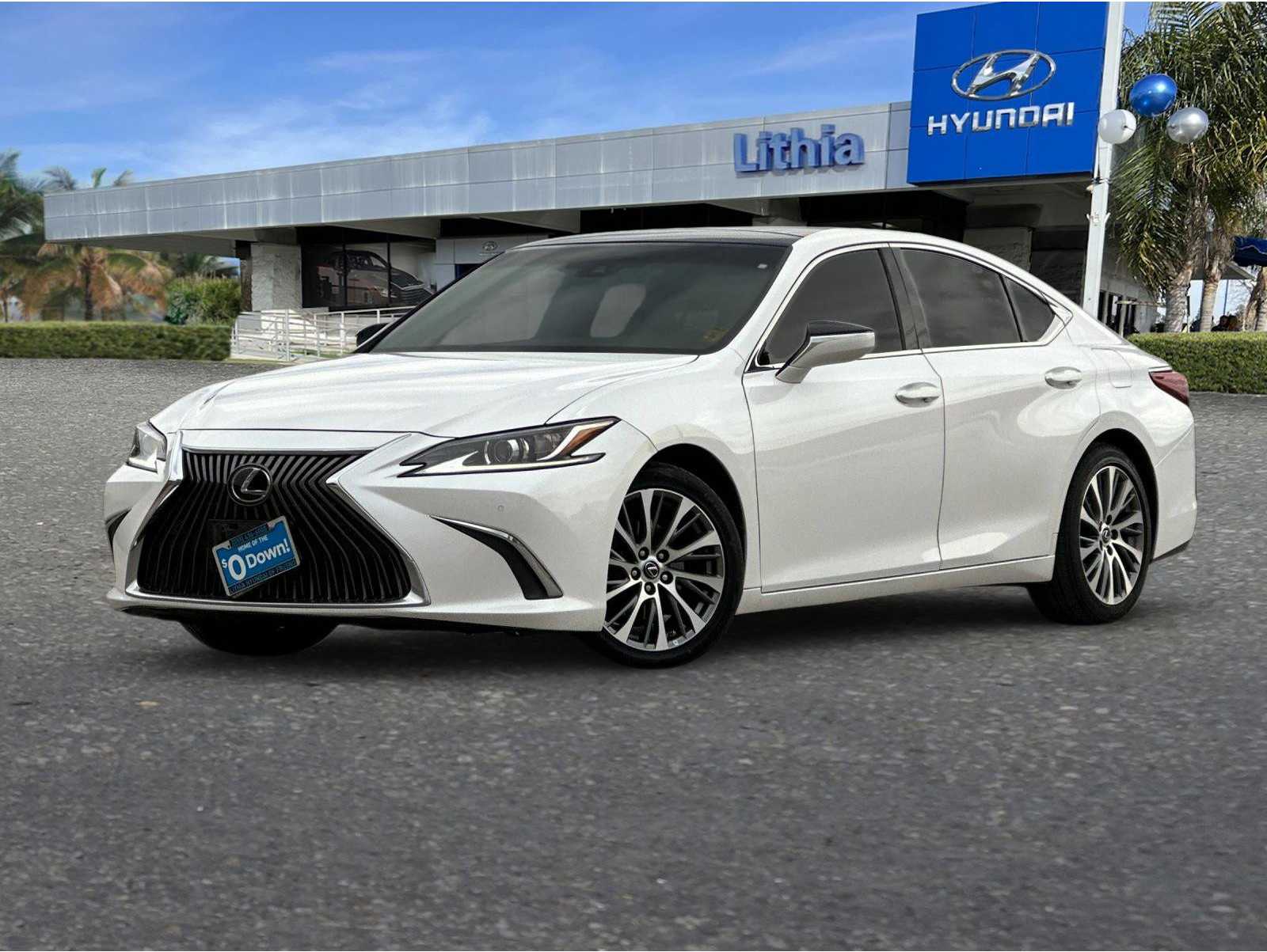 2019 Lexus ES