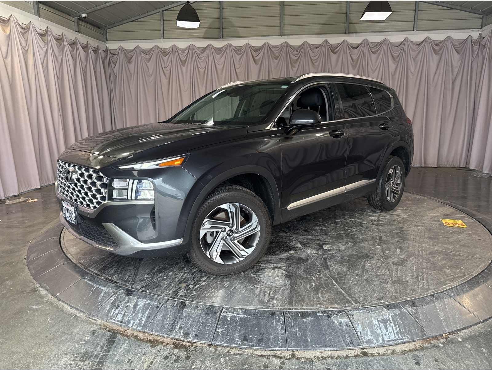 2022 Hyundai Santa Fe SEL's photo