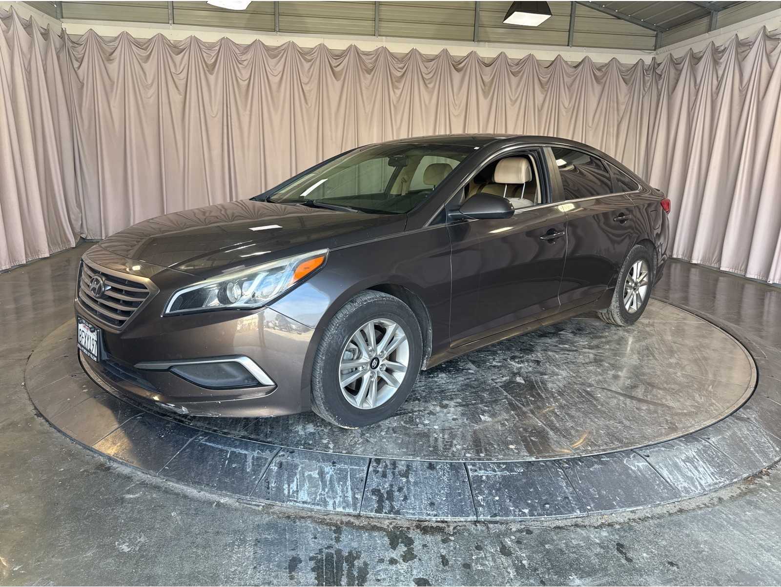 2017 Hyundai Sonata Base's photo