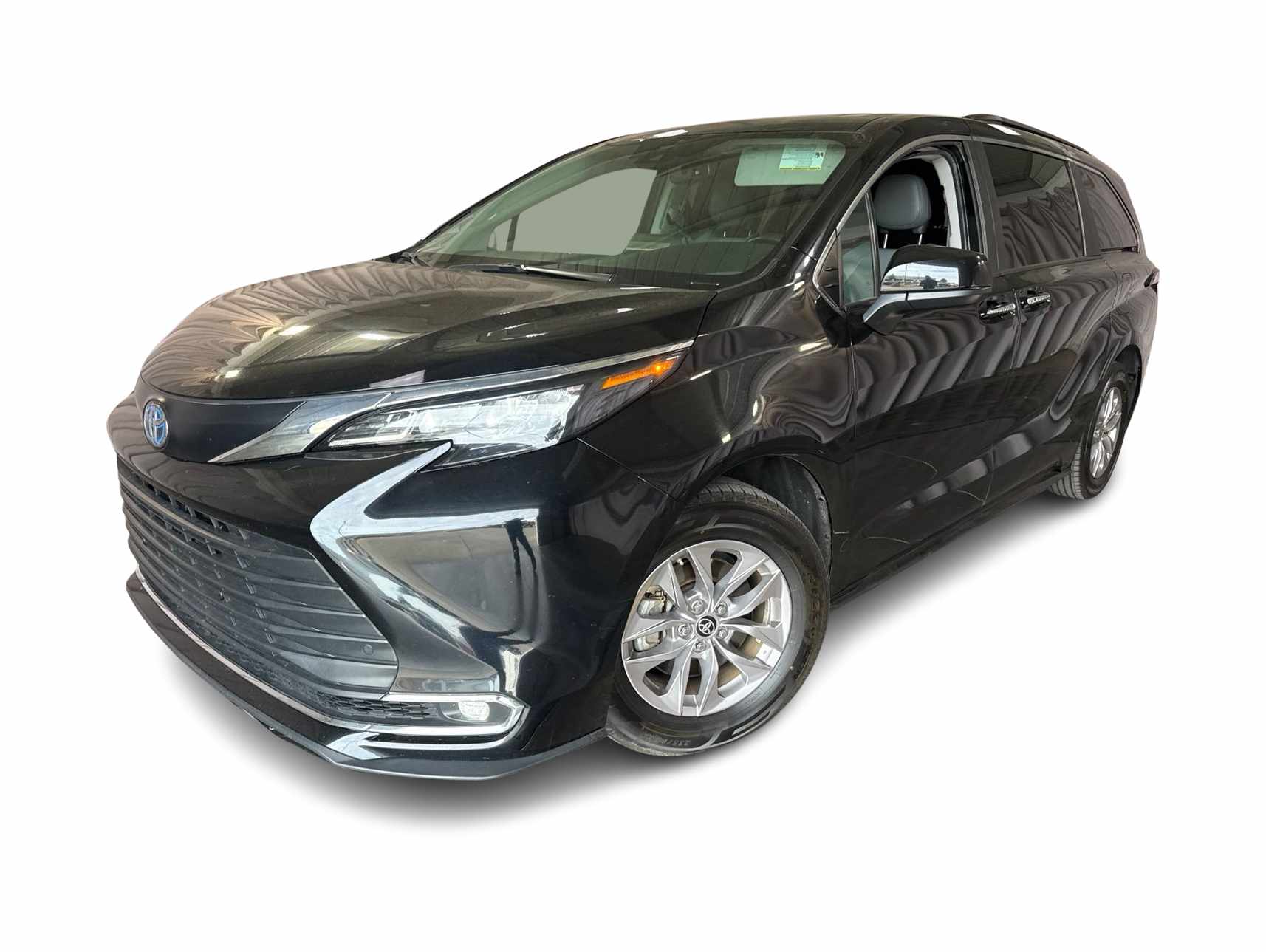 Thumbnail: 2024 Toyota Sienna - 1