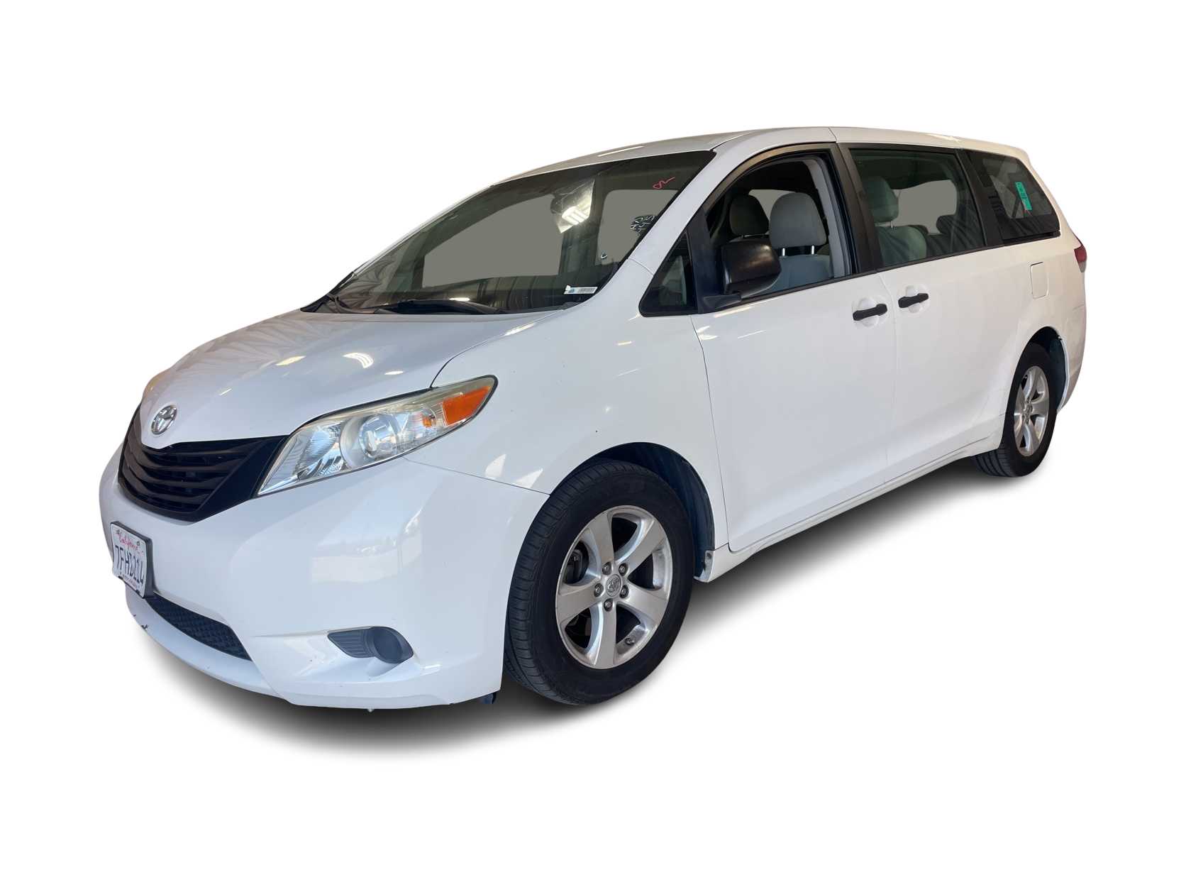 2014 Toyota Sienna L -
                Fresno, CA