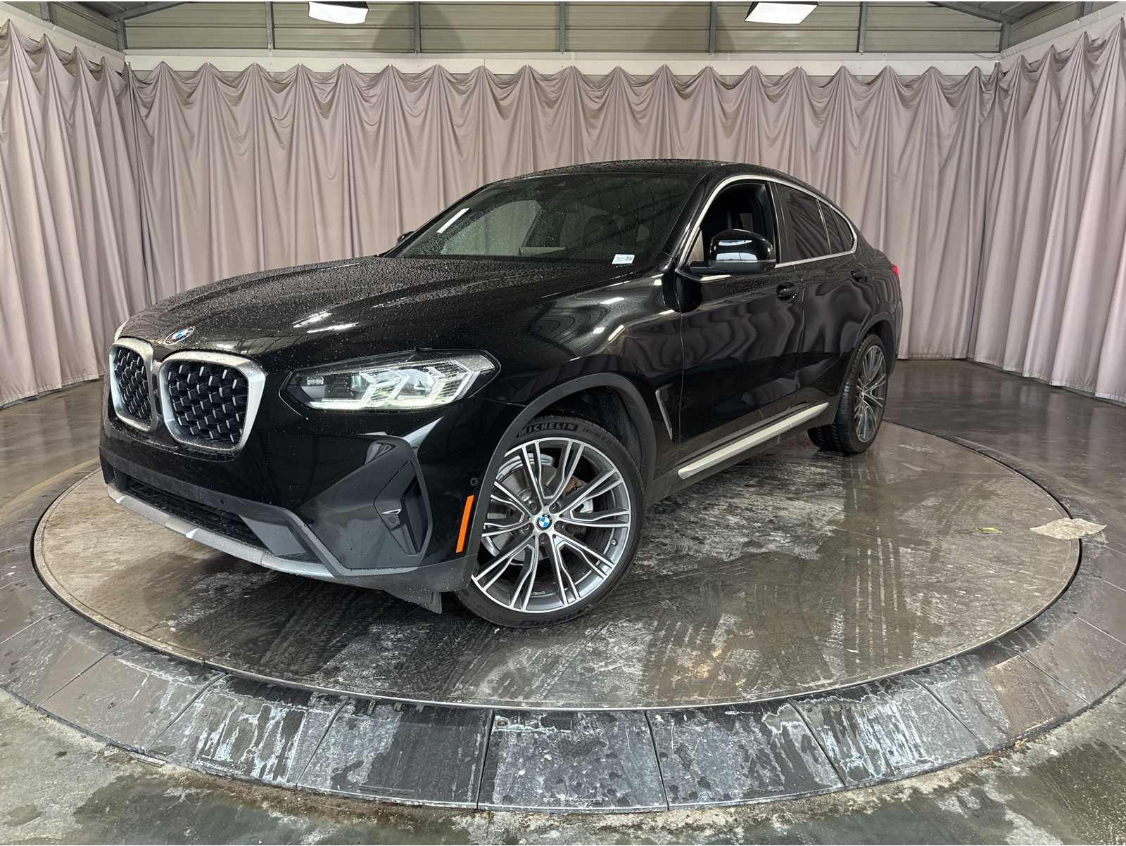 2023 BMW X4 30i's photo