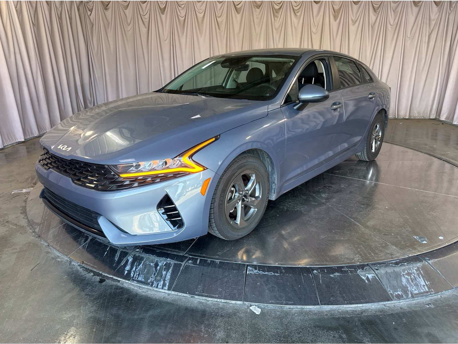 2023 Kia K5