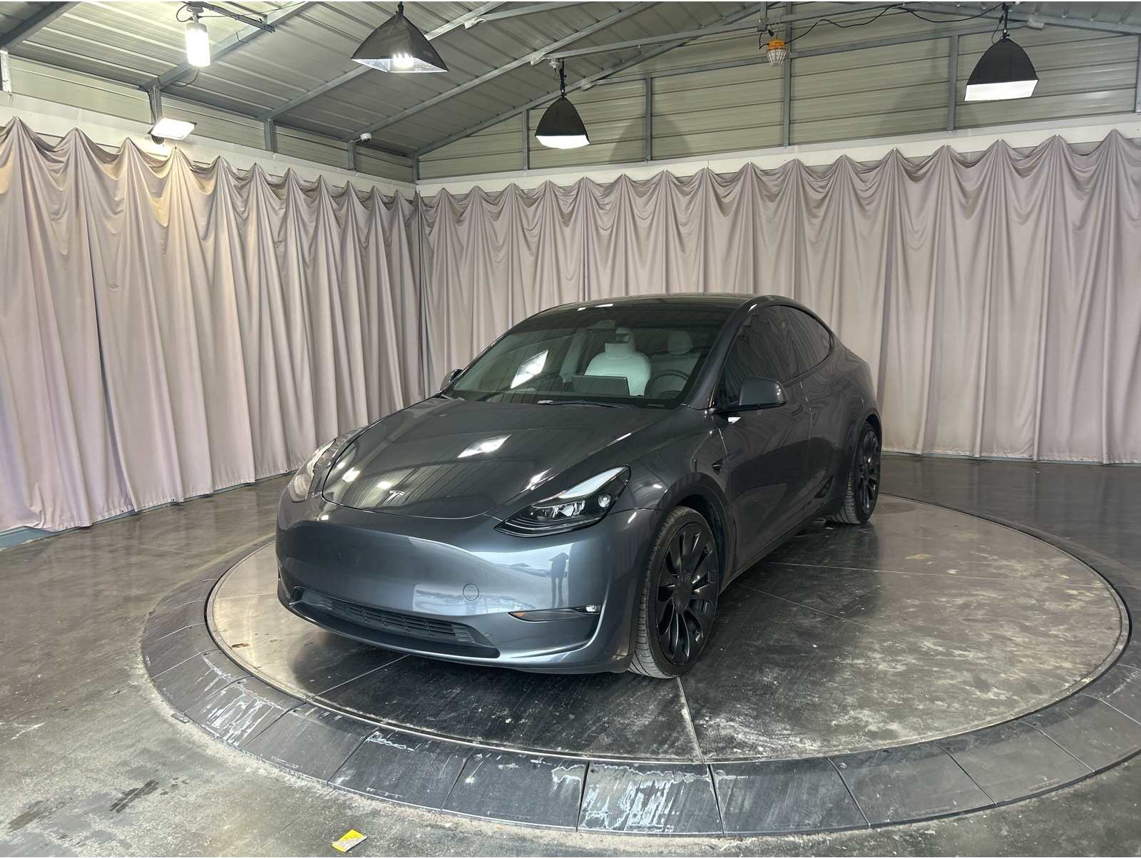 2023 Tesla Model Y Performance's photo