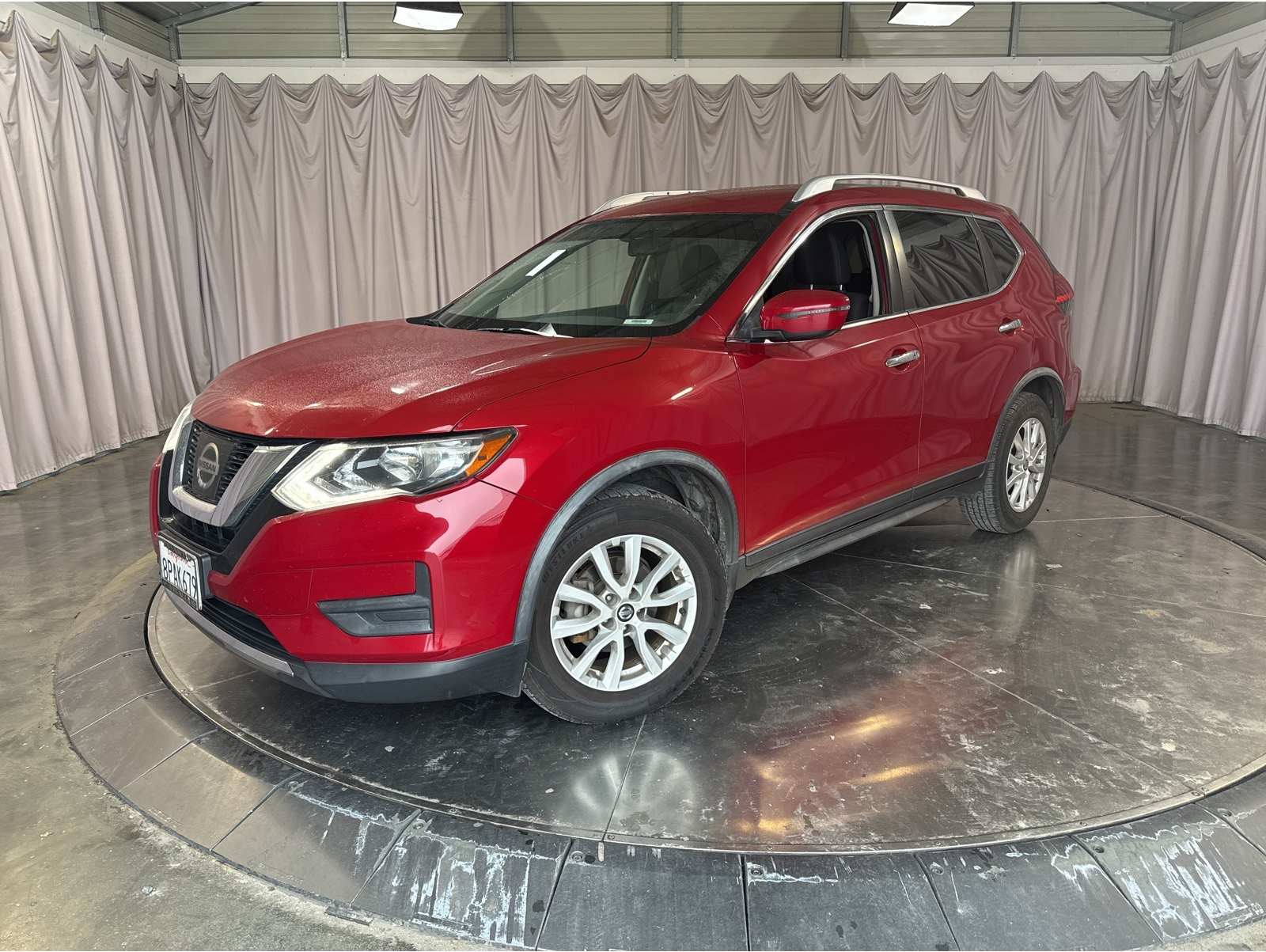 2017 Nissan Rogue SV's photo