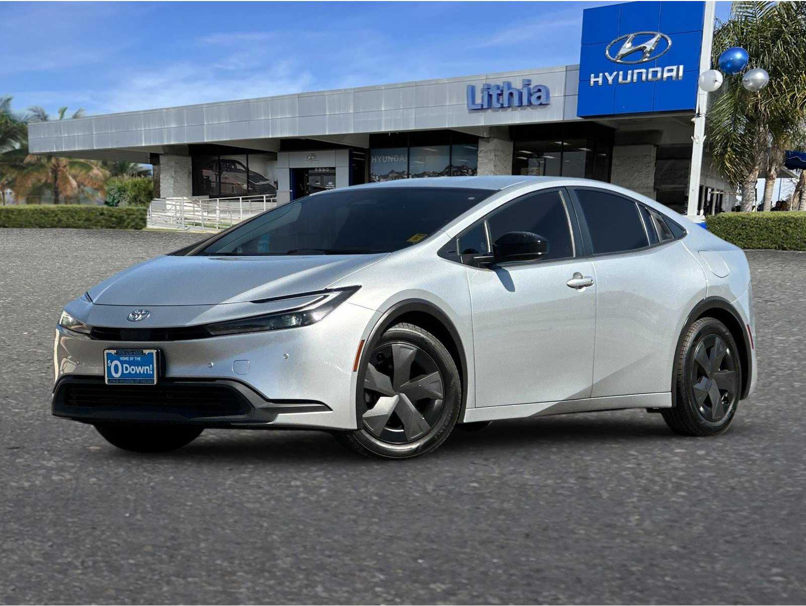 2023 Toyota Prius LE