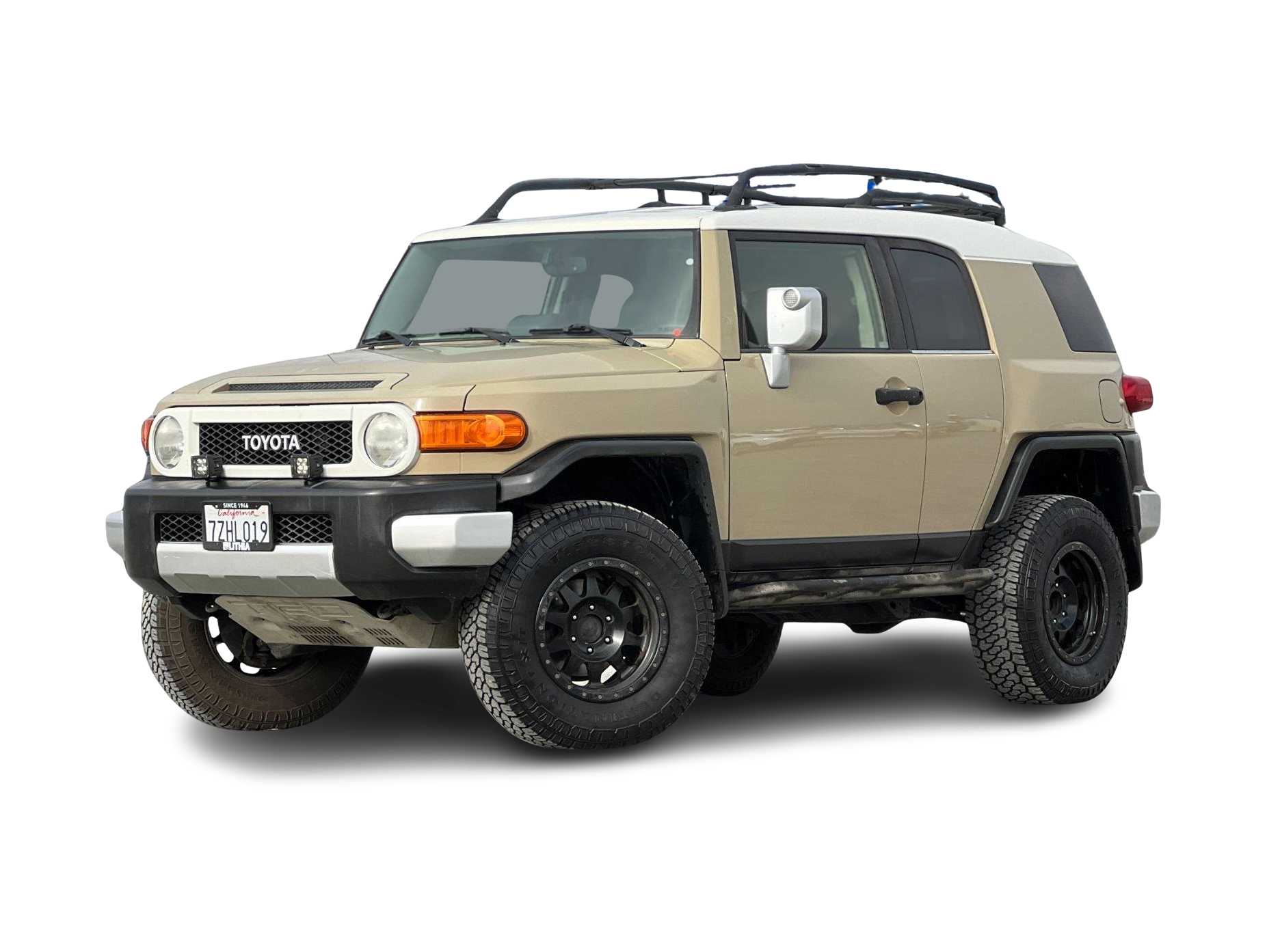 2013 Toyota FJ Cruiser Base Hero Image