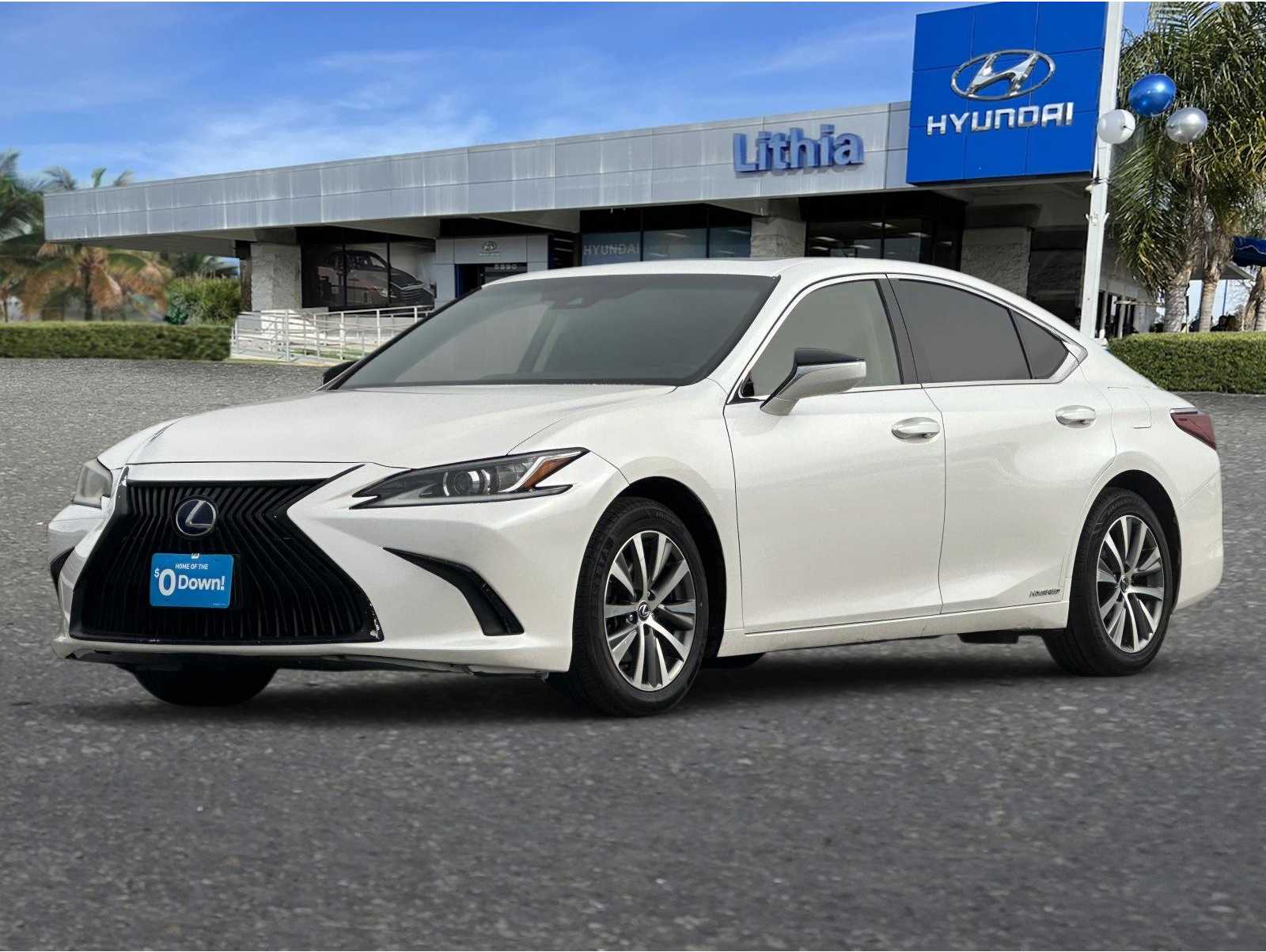 2019 Lexus ES Hybrid 300h