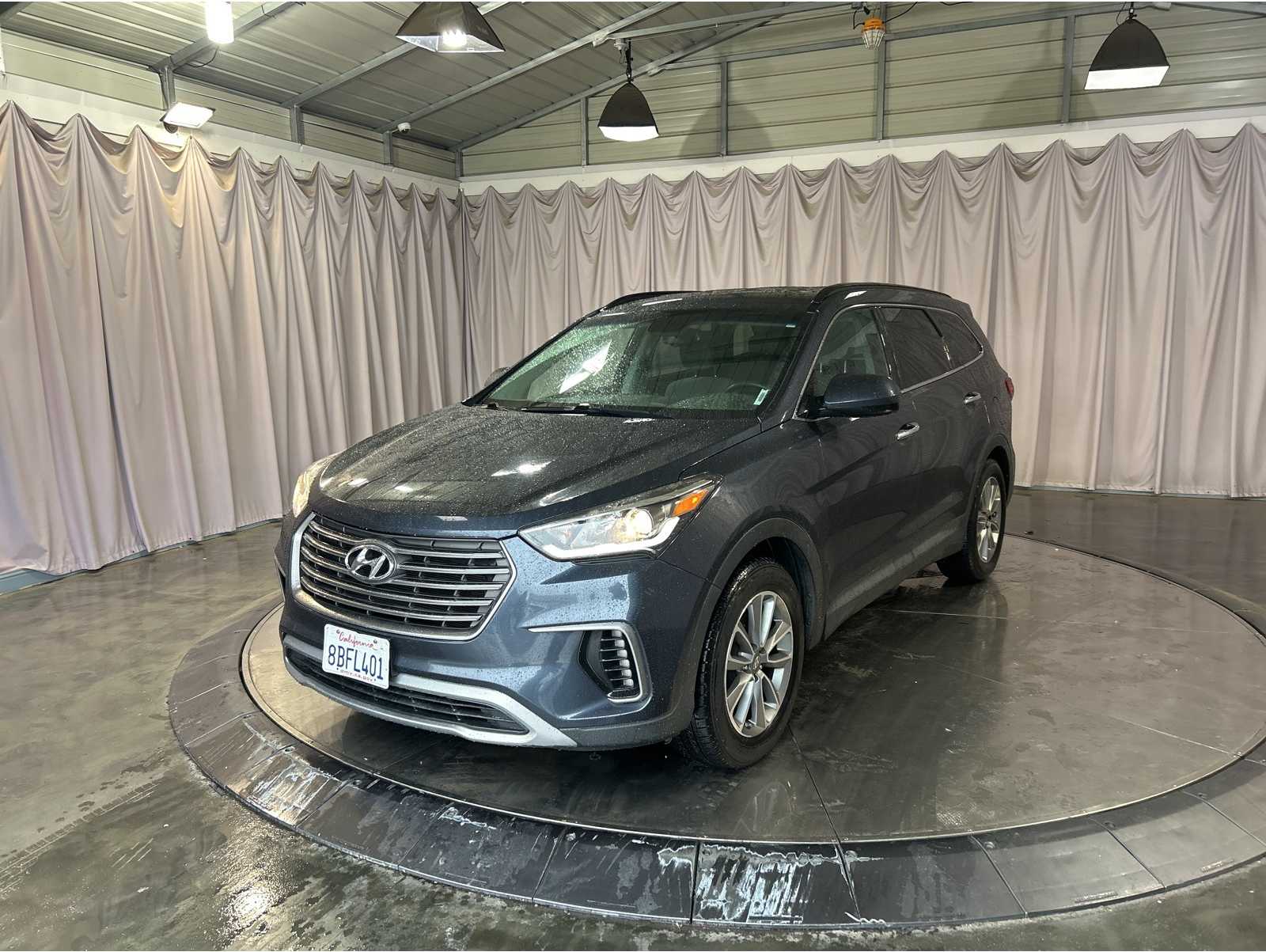 2018 Hyundai Santa Fe SE