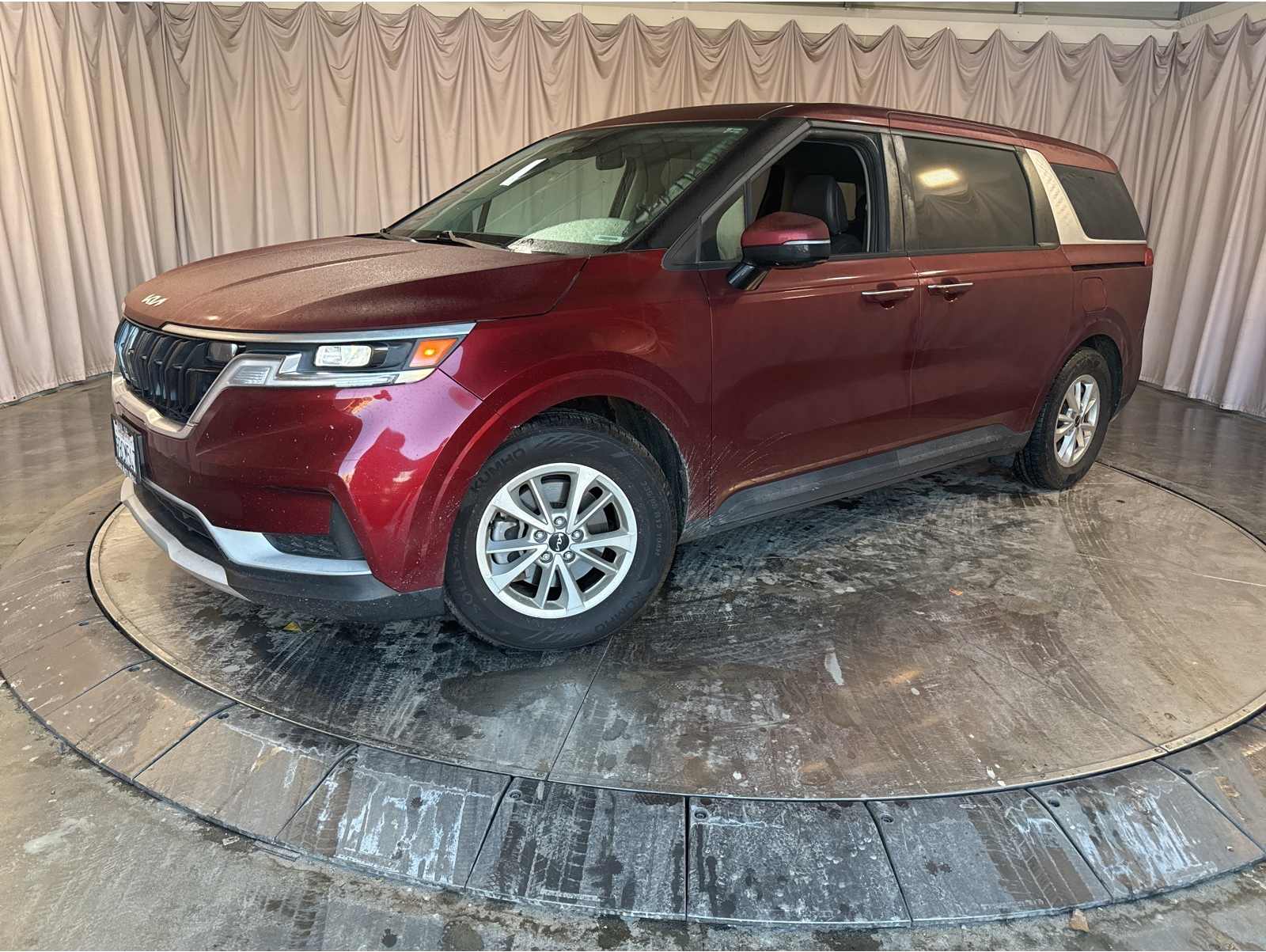 2022 Kia Carnival LX Seat Pkg's photo