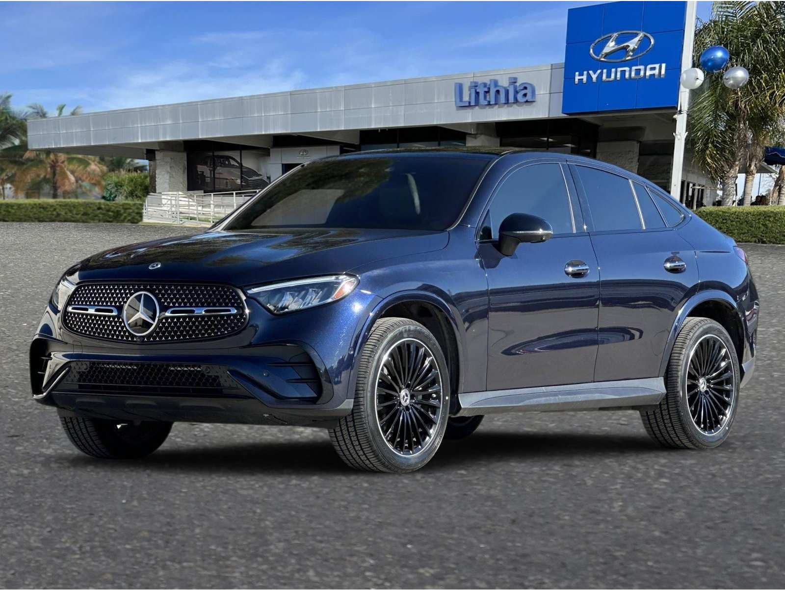 2024 Mercedes-Benz GLC Coupe GLC300's photo