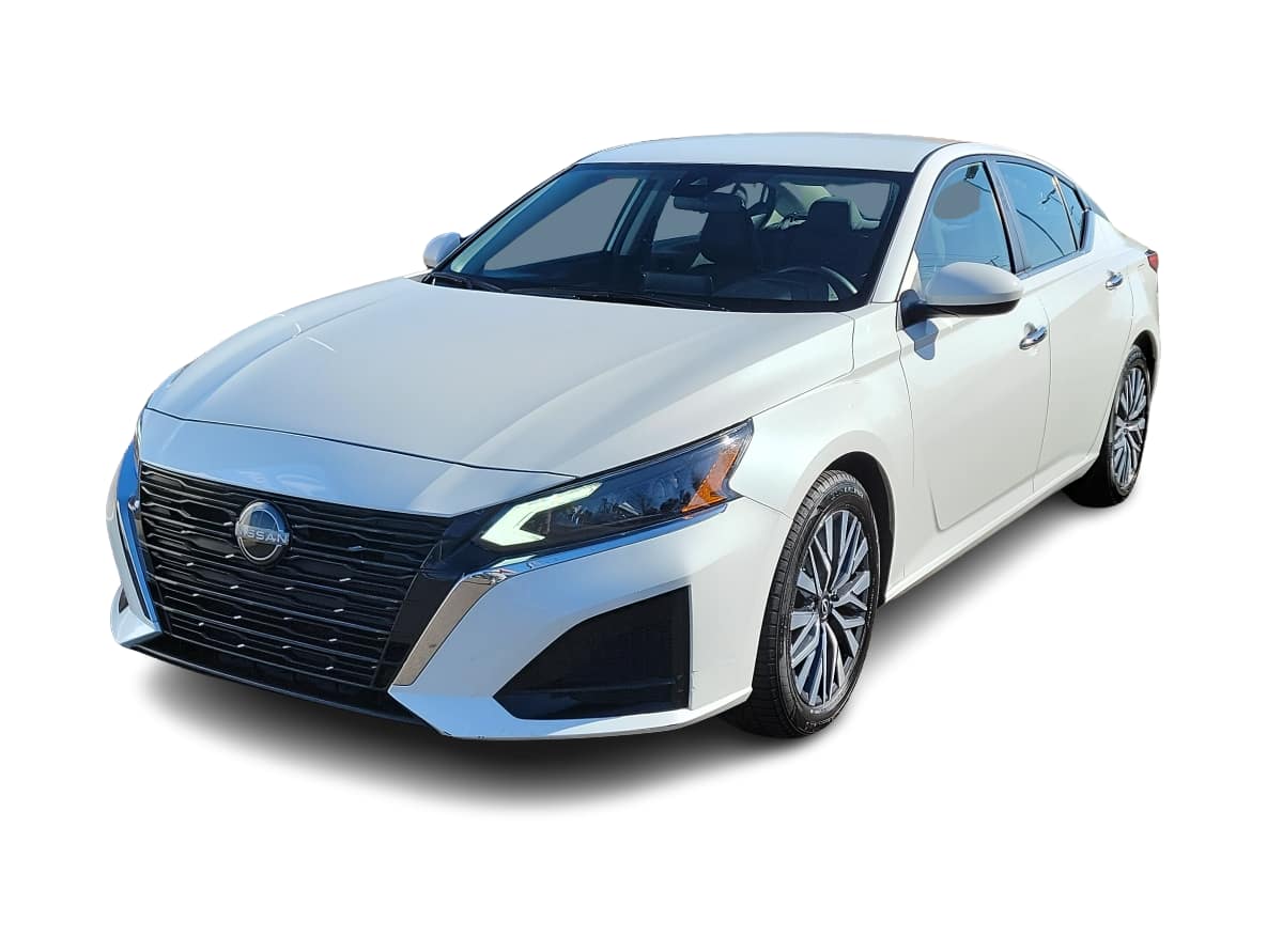 Thumbnail: 2023 Nissan Altima - 1